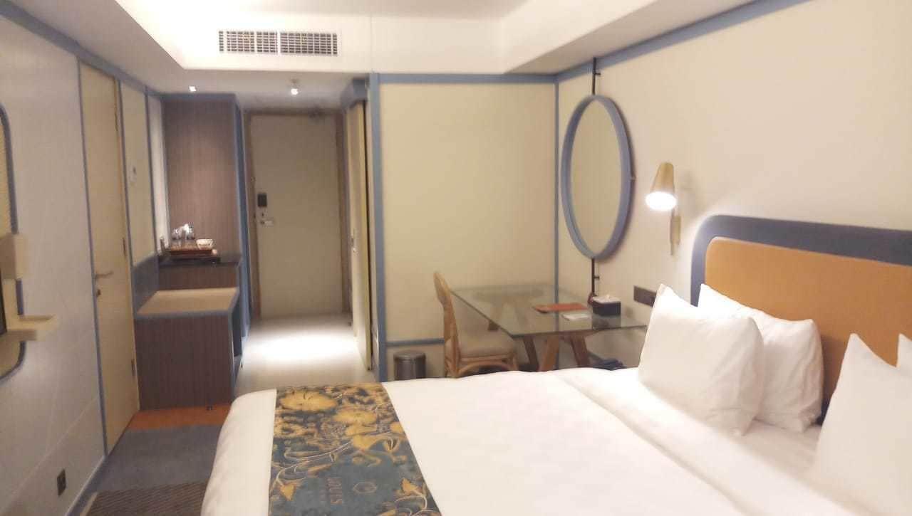 Louis Kienne Hotel Pemuda Semarang Eksteriør bilde