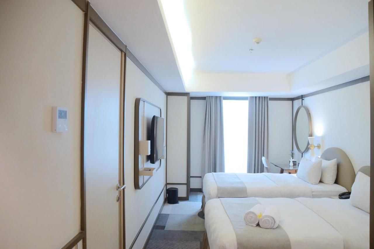 Louis Kienne Hotel Pemuda Semarang Eksteriør bilde