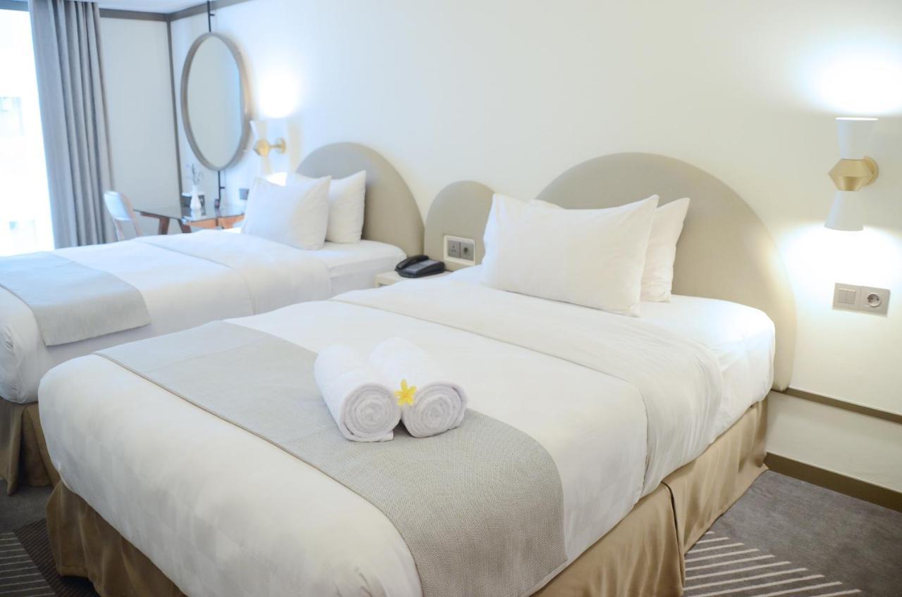 Louis Kienne Hotel Pemuda Semarang Eksteriør bilde