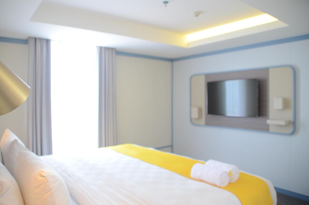 Louis Kienne Hotel Pemuda Semarang Eksteriør bilde