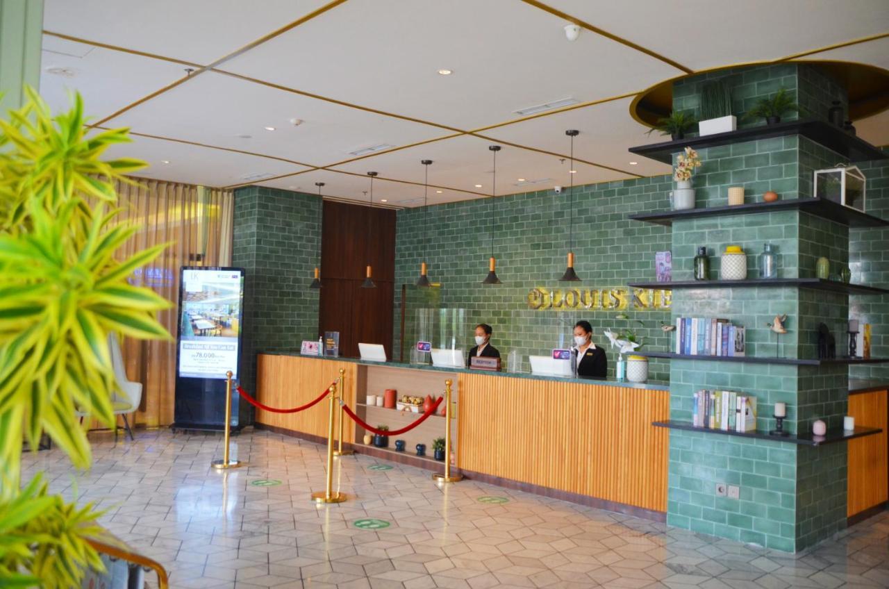 Louis Kienne Hotel Pemuda Semarang Eksteriør bilde