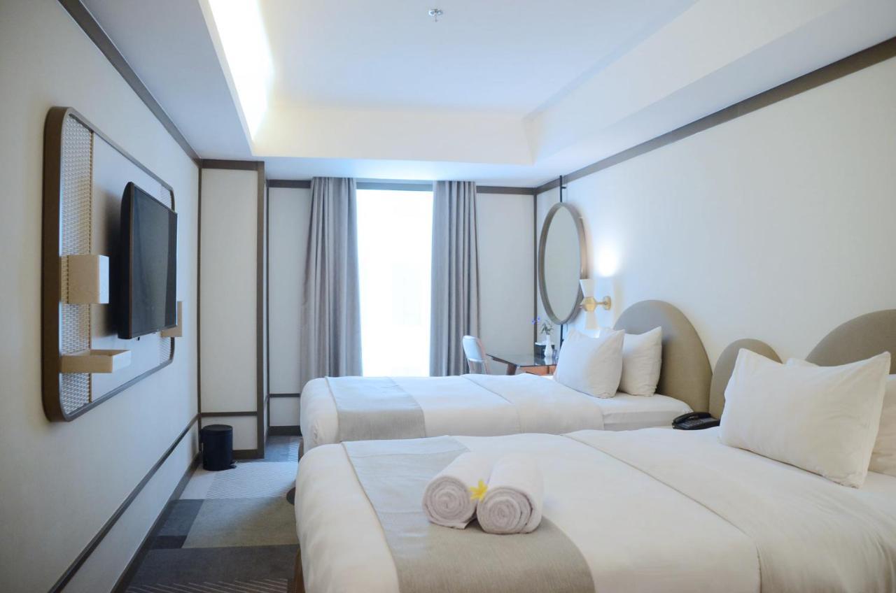 Louis Kienne Hotel Pemuda Semarang Eksteriør bilde